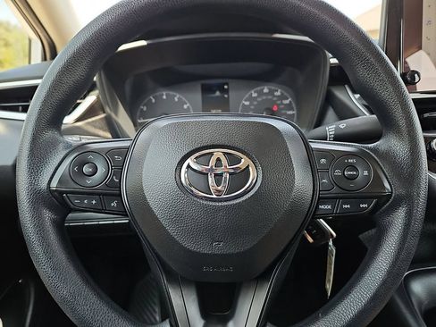 Used 2024 Toyota Corolla LE FWD image 30