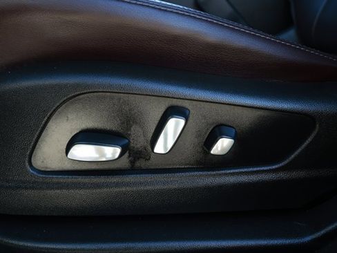 Used 2021 Cadillac XT6 Premium Luxury image 26