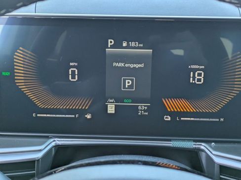 Used 2025 Kia Sorento EX image 29