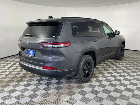 New 2026 Jeep Grand Cherokee L 4WD image 9