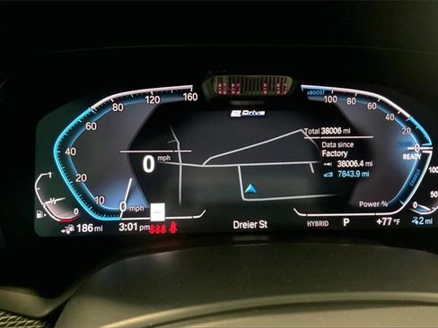 Used 2022 BMW X5 xDrive45e w/ M Sport Package image 19