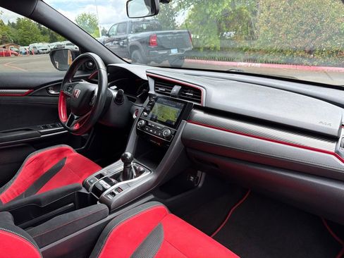 Used 2019 Honda Civic Type R image 31