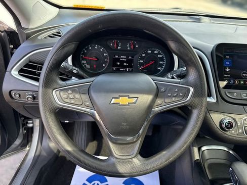 Used 2024 Chevrolet Malibu LT FWD image 19