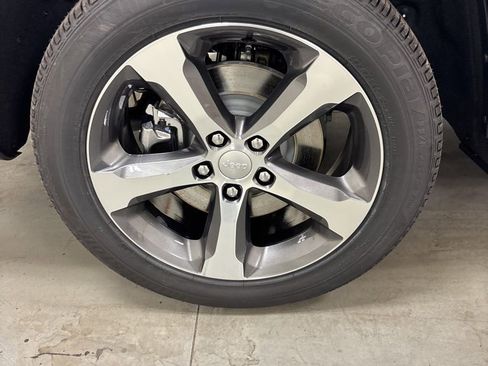 New 2025 Jeep Grand Cherokee L Limited image 42