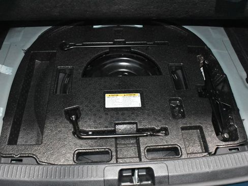 Used 2025 Toyota Camry XSE AWD/4WD image 35