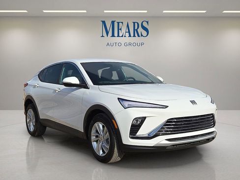 Used 2025 Buick Envista Preferred w/ Convenience II Package image 7