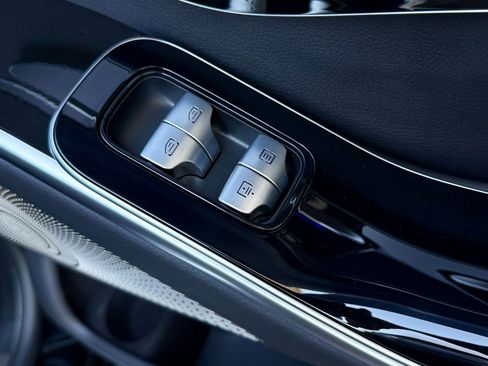 Used 2023 Mercedes-Benz S 500 4MATIC image 30