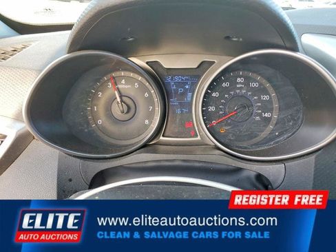 Used 2017 Hyundai Veloster image 17