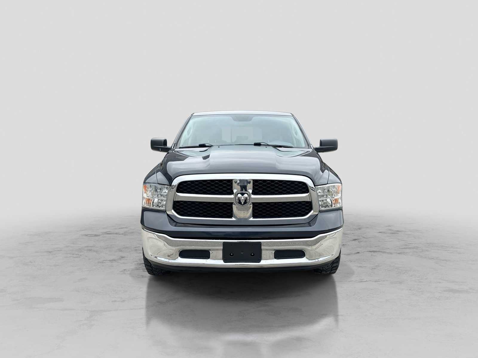 Used 2019 RAM 1500 Classic SLT AWD/4WD image 9