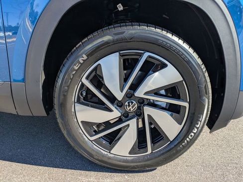 New 2026 Volkswagen Atlas SE FWD image 12
