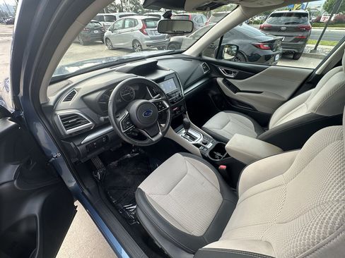 Used 2022 Subaru Forester Premium AWD/4WD image 10