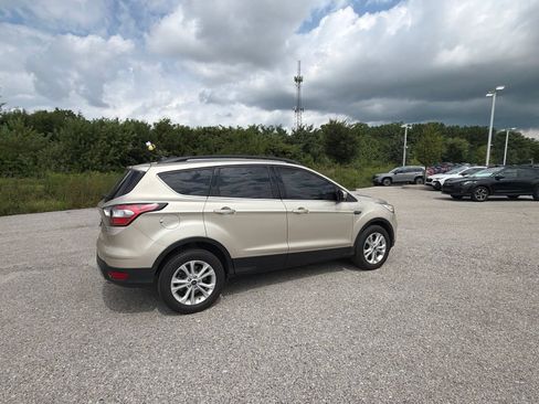 Used 2018 Ford Escape SEL AWD/4WD image 21