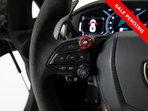 Used 2024 Lamborghini Revuelto image 19