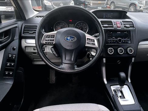 Used 2015 Subaru Forester 2.5i w/ Alloy Wheel Package image 6