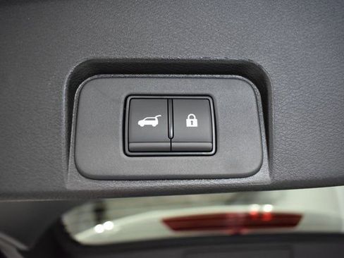 New 2026 Nissan Rogue SV image 30