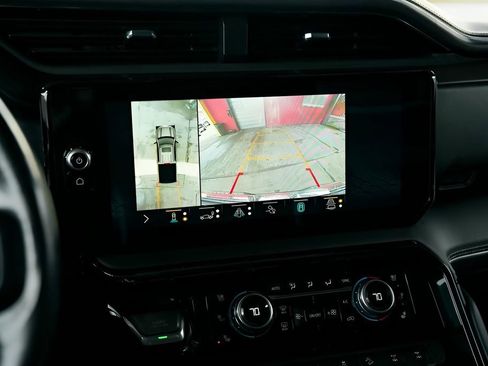 Used 2022 GMC Sierra 1500 AT4X image 38