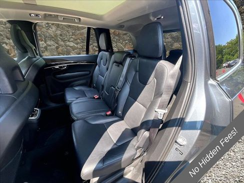 Used 2016 Volvo XC90 T6 Momentum w/ Momentum Plus Package AWD/4WD image 23