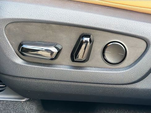 Used 2025 Lexus RX 350h w/ Convenience Package image 26