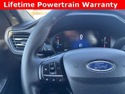 Used 2025 Ford Escape ST-Line image 11