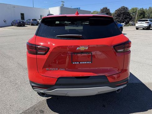 New 2026 Chevrolet Blazer LT w/ Convenience Package AWD/4WD image 4