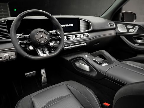 Used 2024 Mercedes-Benz GLE 53 AMG GLE 53 AMG image 2