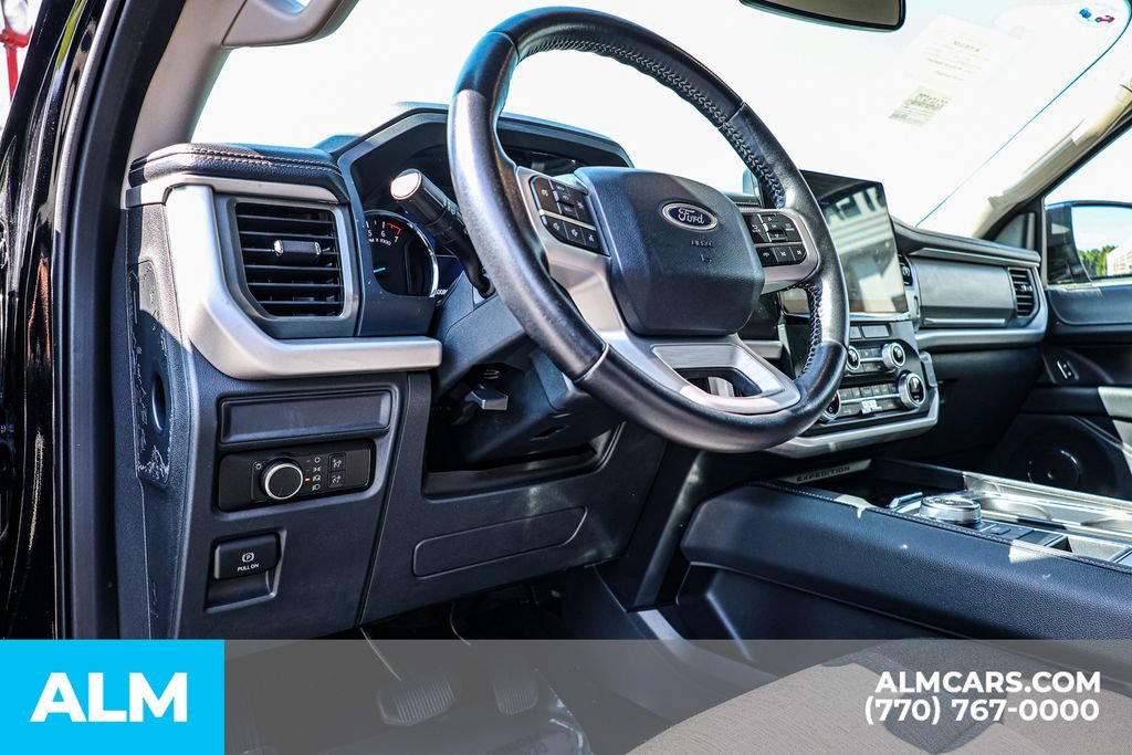 Used 2024 Ford Expedition XLT RWD image 28