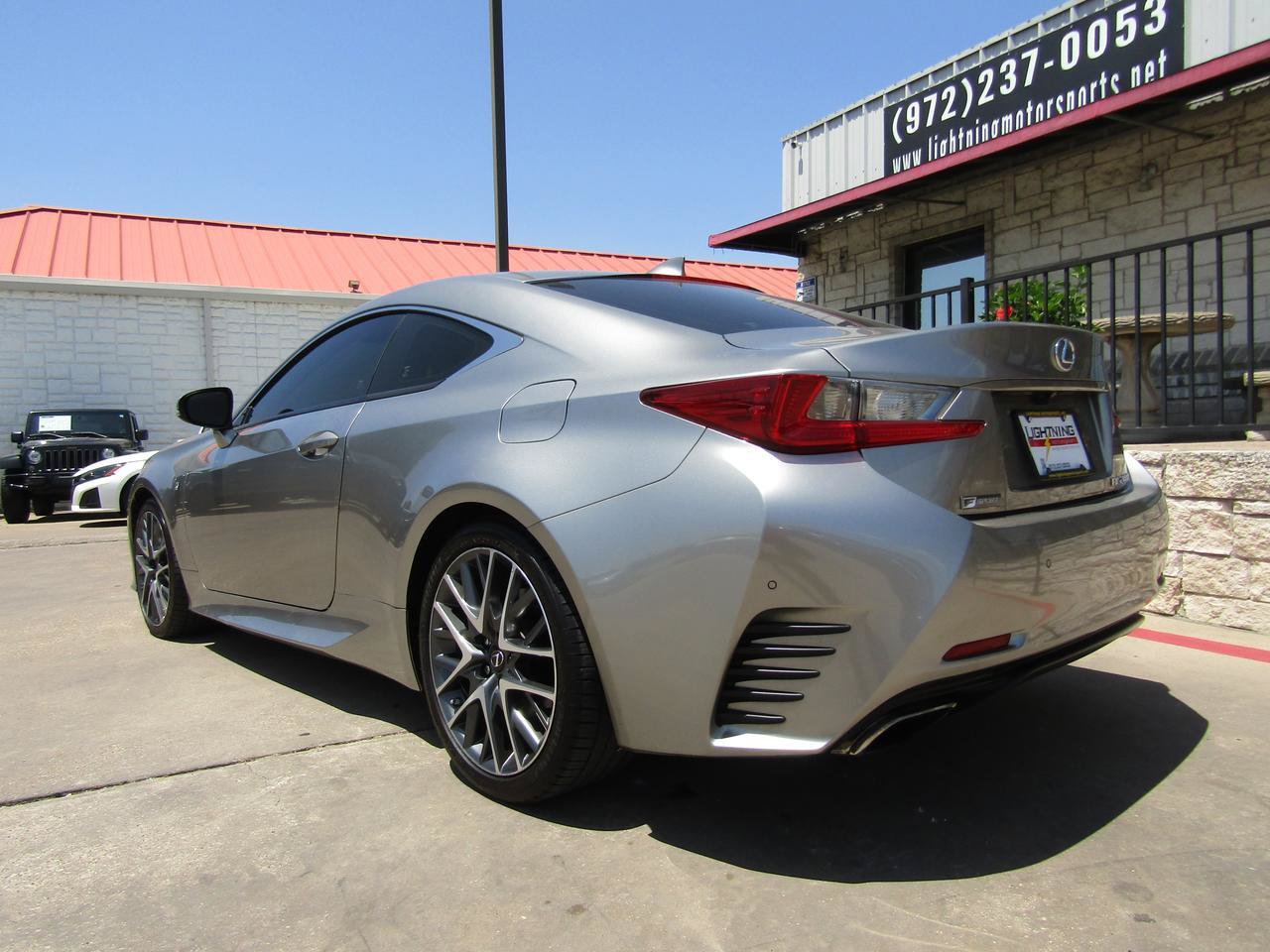 Used 2017 Lexus RC 200t F Sport RWD image 3
