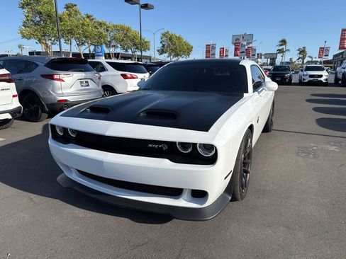Used 2023 Dodge Challenger SRT Hellcat w/ Driver Convenience Group RWD image 1