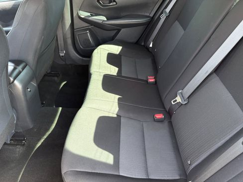 Used 2024 Nissan Sentra SV FWD image 17