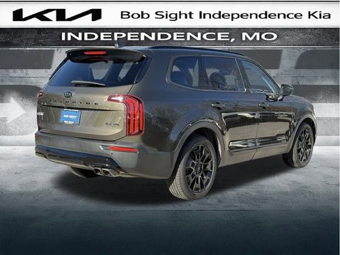 Used 2021 Kia Telluride EX w/ EX Premium Package image 15