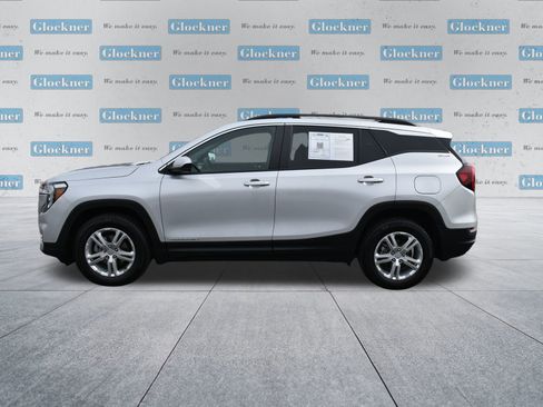 Used 2022 GMC Terrain SLE w/ Driver Convenience Package image 10