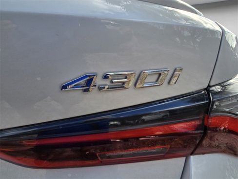 Used 2025 BMW 430i xDrive w/ M Sport Package image 9