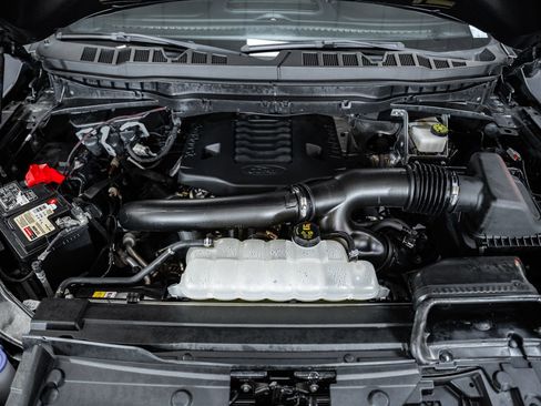 Used 2023 Ford F150 Platinum w/ Max Trailer Tow Package image 28