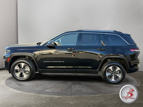 Used 2022 Jeep Grand Cherokee Limited 4xe AWD/4WD image 4