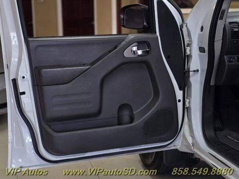 Used 2019 Nissan Frontier SV RWD image 13