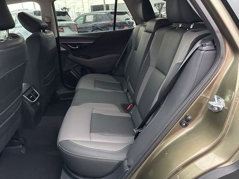 Certified 2025 Subaru Outback Onyx Edition image 5