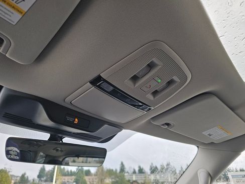 New 2026 INFINITI QX80 Luxe image 33