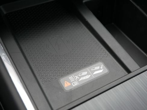 New 2026 GMC Acadia Elevation w/ Black Edition AWD/4WD image 17