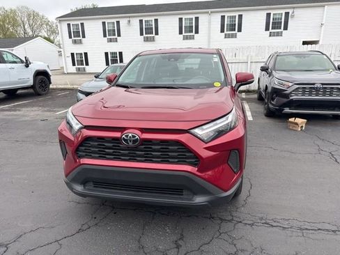 Used 2025 Toyota RAV4 LE FWD image 13