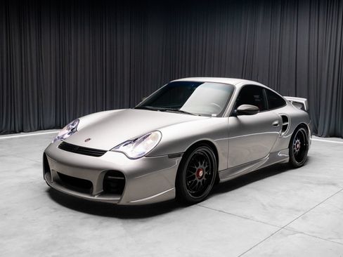 Used 2003 Porsche 911 Turbo AWD/4WD image 2