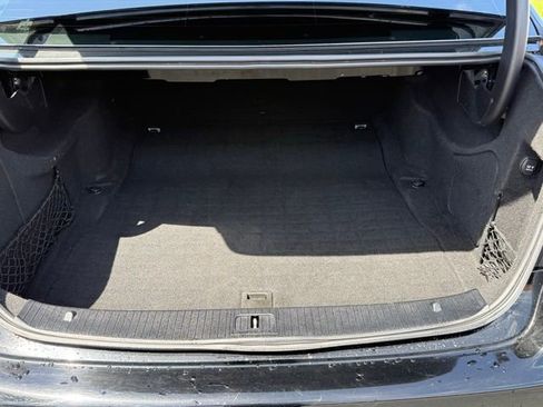 Used 2014 Mercedes-Benz E 350 Sedan image 31