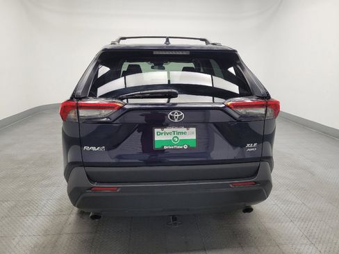 Used 2020 Toyota RAV4 XLE AWD/4WD image 6