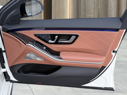 Used 2022 Mercedes-Benz S 580 4MATIC Sedan image 44