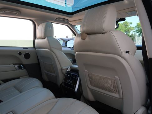 Used 2015 Land Rover Range Rover Sport HSE AWD/4WD image 38