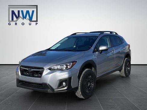 Used 2018 Subaru Crosstrek 2.0i Premium image 3