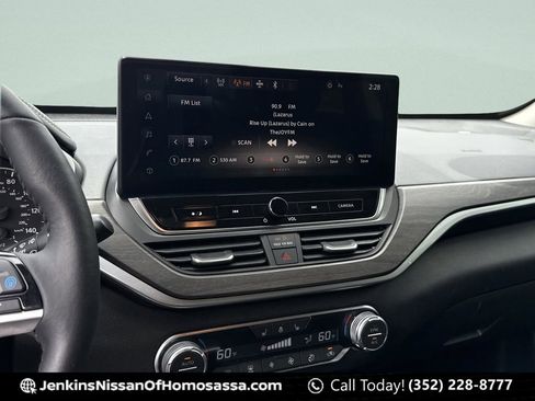 Certified 2023 Nissan Altima 2.5 SL FWD image 30