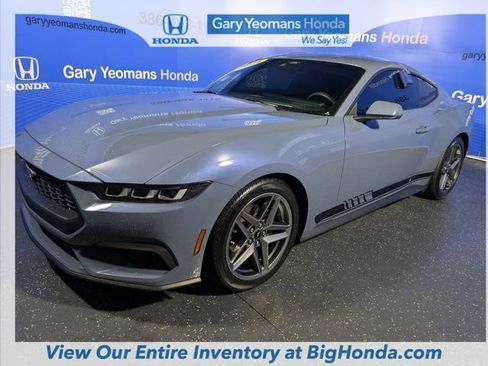 Used 2024 Ford Mustang Premium image 10