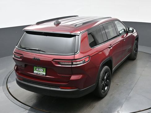 Used 2023 Jeep Grand Cherokee L Limited w/ Luxury Tech Group II AWD/4WD image 37