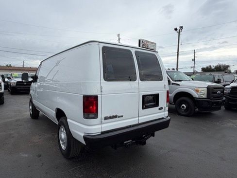 Used 2009 Ford E-250 and Econoline 250 image 8