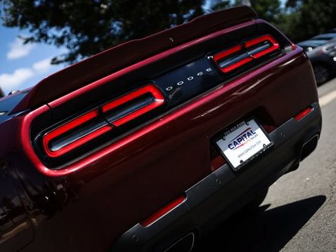Used 2020 Dodge Challenger R/T RWD image 15